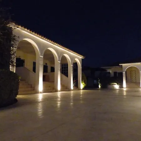 Apartment 1 *